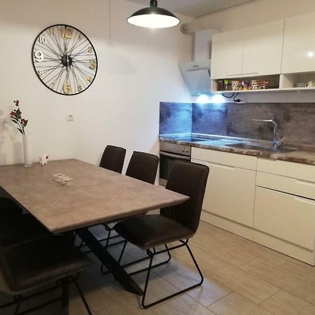 Apartma Stela In Terme Catez Catez ob Savi Bagian luar foto
